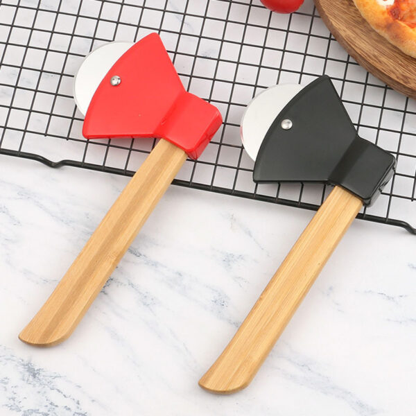 1pc Pizza Hob; Axe Bamboo Handle Cutter; Kitchen Gadgets; Creative Pizza Knife; Baking Cutter; Random Color - Image 4