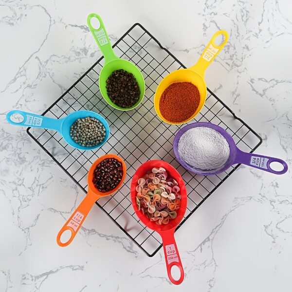 Set 12 Pieces Plastic Measuring Cup Measuring Spoon Set With Scale Color Kitchen Baking Tools Flour Milk Powder Coffee Measuring - Image 5