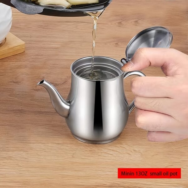 1pc Mini Stainless Steel Oil Pot With Strainer; Condiment Pot; 13oz; Small Stainless Steel Oil Pot - Image 2