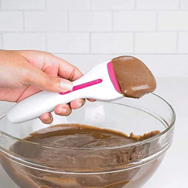 Cupcake Scoop - BPA-Free Batter Dispenser With Measuring Function For Equal Amounts For Drip-Free Baking And Clean Counters Kitchen Gadgets - Image 2