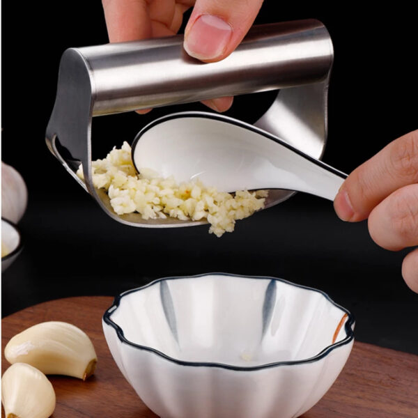 100% Stainless Steel Garlic Press Rocker Garlic Rocker Crusher Garlic Chopper Mincer Press Kitchen Garlic Masher Kitchen Tools - Image 2