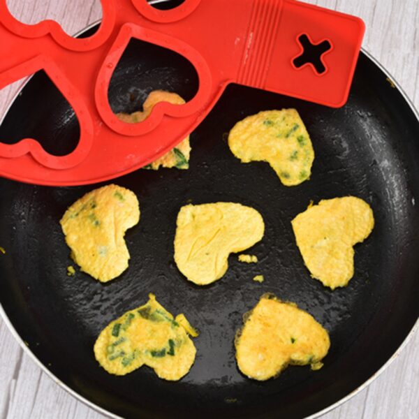 Quick DIY Nonstick Silicone Pancake Molds with 7 Holes for Pan - Image 3