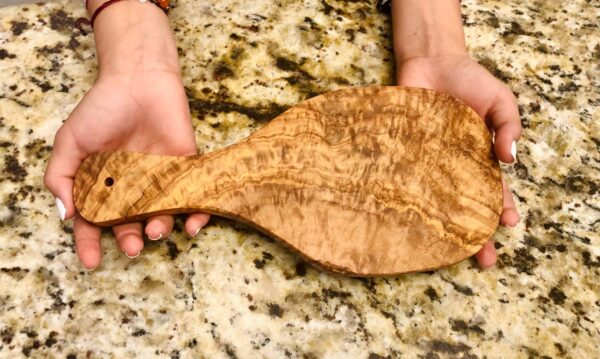 Original Olive Wood Cutting Board with Handle - Image 10